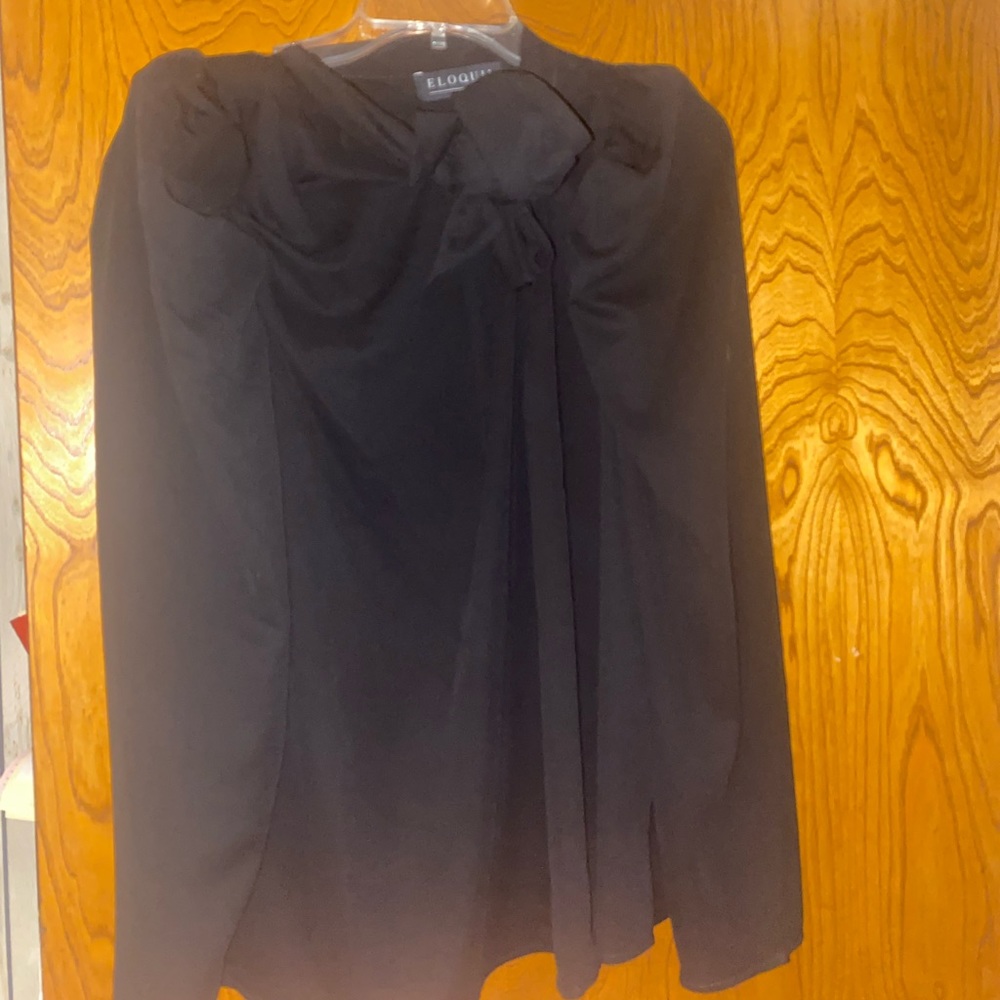 Gorgeous Eloquii bow blouse. Never worn!!